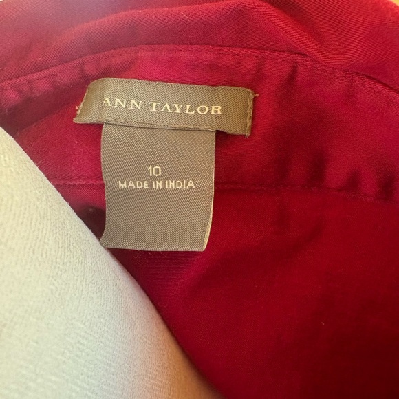 Ann Taylor Burgundy Button-Up Blouse - Picture 4 of 4